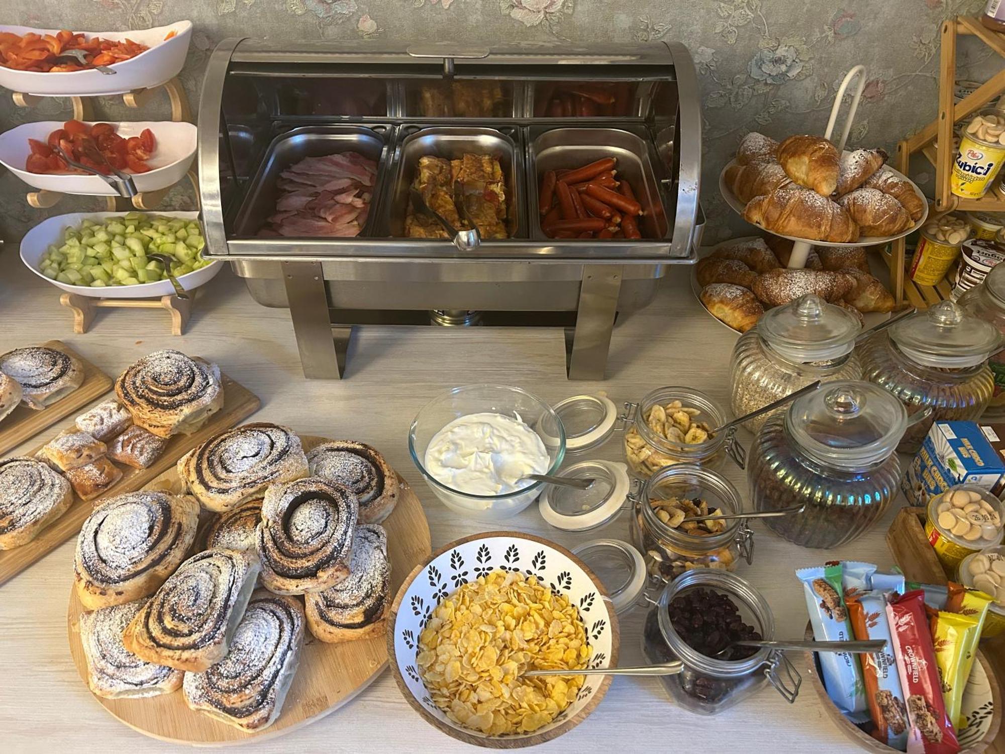 Topoľčany Hotel Evan U Hoffera מראה חיצוני תמונה