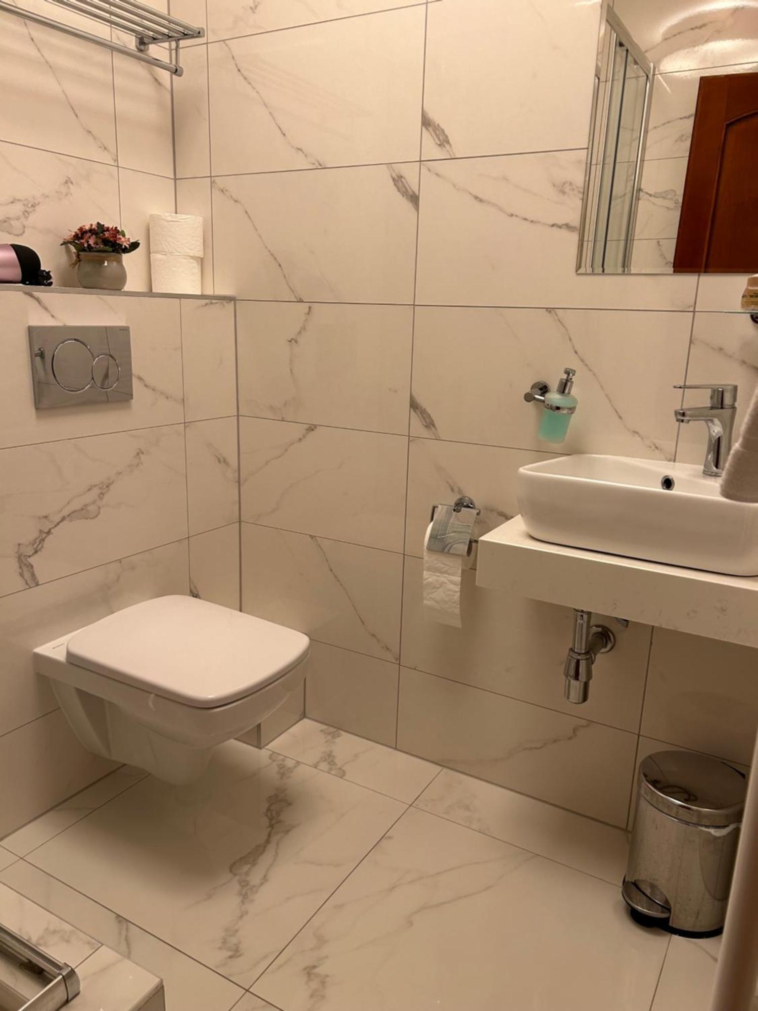 Topoľčany Hotel Evan U Hoffera מראה חיצוני תמונה