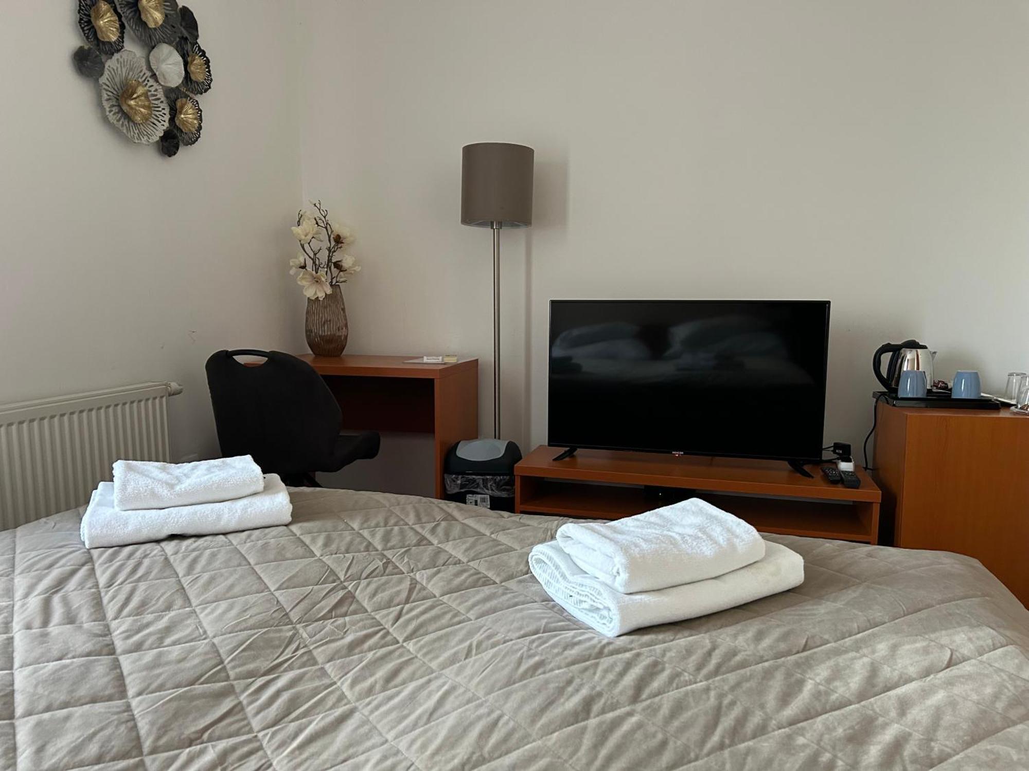 Topoľčany Hotel Evan U Hoffera מראה חיצוני תמונה