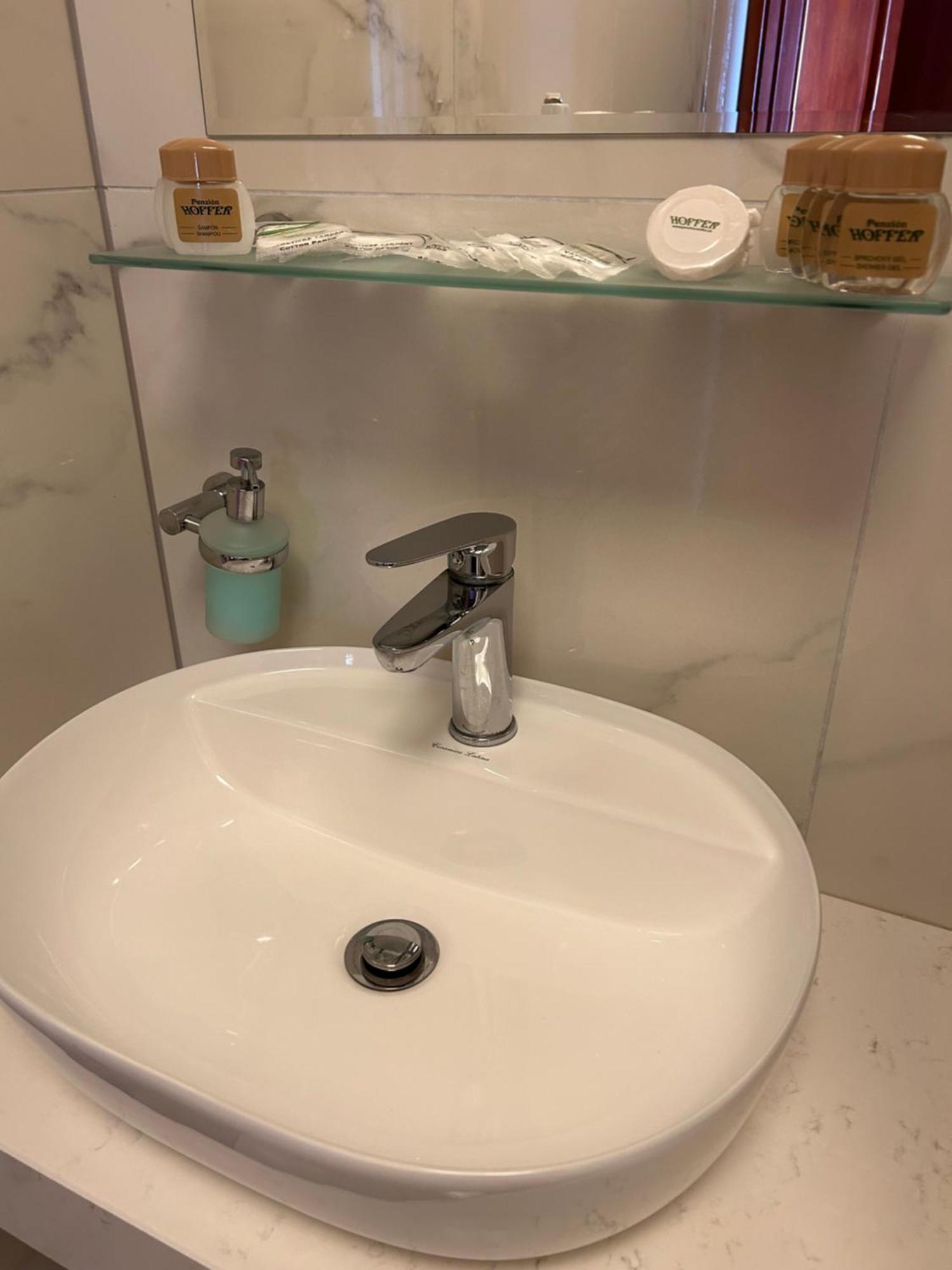 Topoľčany Hotel Evan U Hoffera מראה חיצוני תמונה
