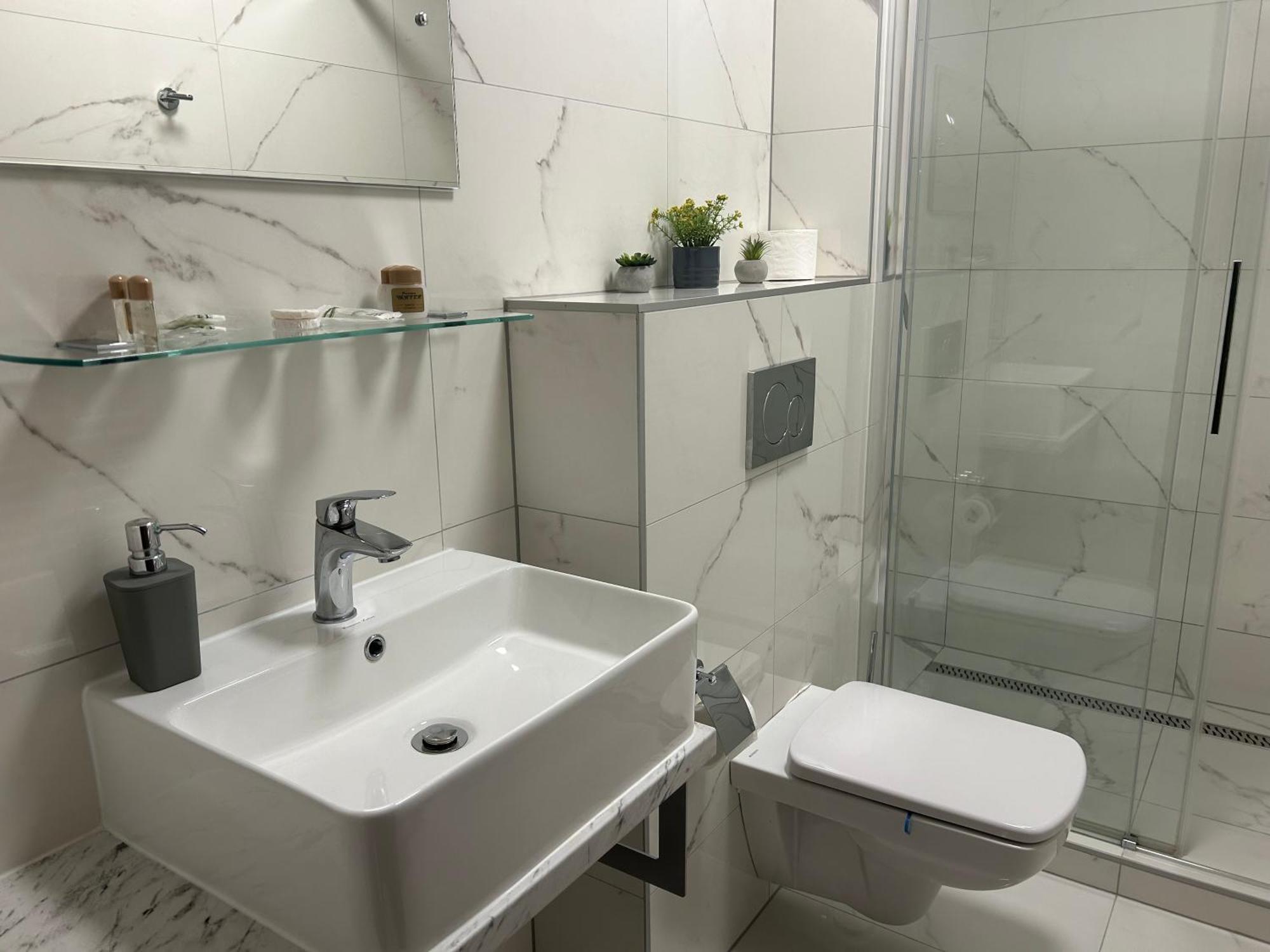Topoľčany Hotel Evan U Hoffera מראה חיצוני תמונה